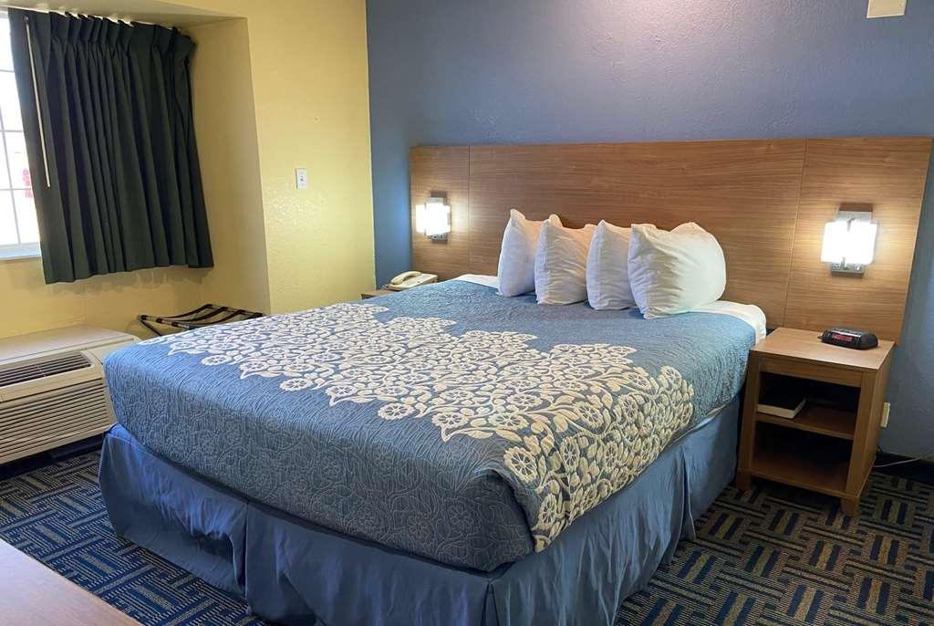 Days Inn Pryor Creek Værelse billede
