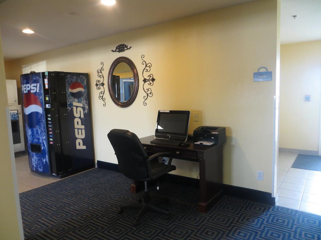 Days Inn Pryor Creek Eksteriør billede